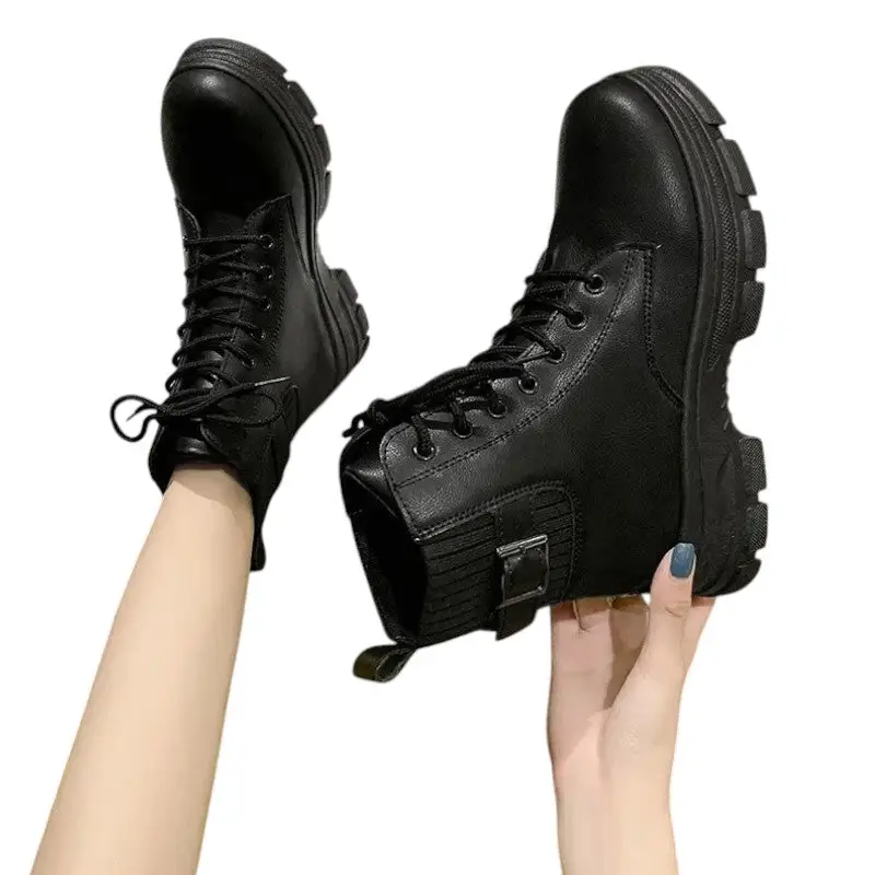 Chaussures type rangers femme - Image 26