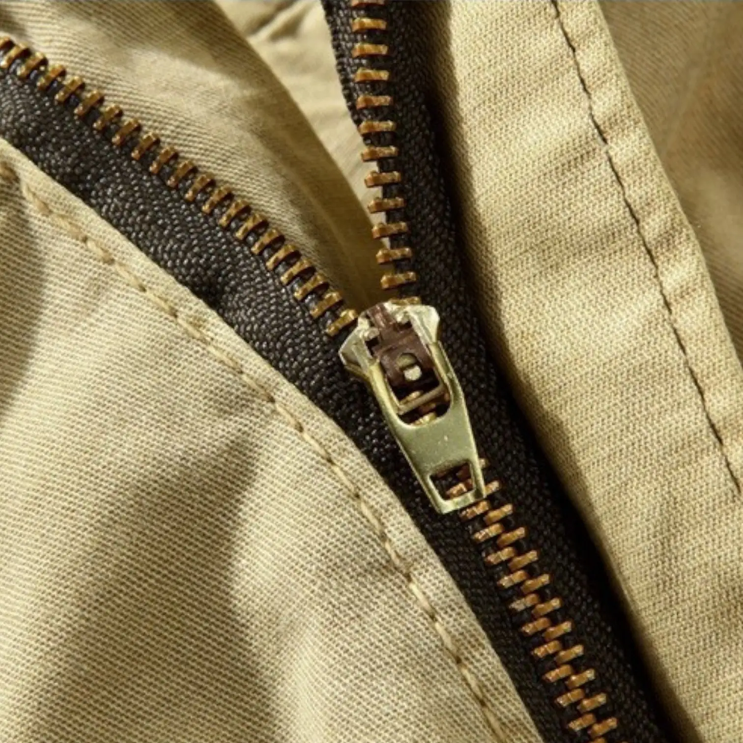 SHORT MILITAIRE AVEC EFFET FROISSÉ - Image 4